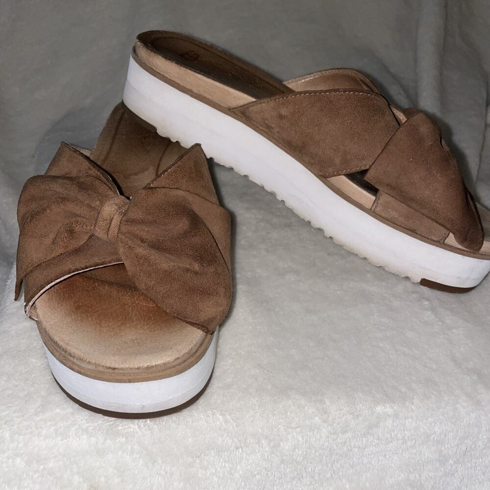 UGG Australia Joan II Chestnut Suede Leather Bow Platform Sandals Size 8.5 EUC!